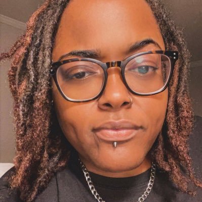 she/her, global wanderer, photo enthusiast, kink advocate, sagittarius, pizzaholic, toy collector, Mickey Mouse fanatic, humble ass geek