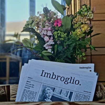 imbroglio_ch's profile picture. Journal numérique ou papier, selon la saison.