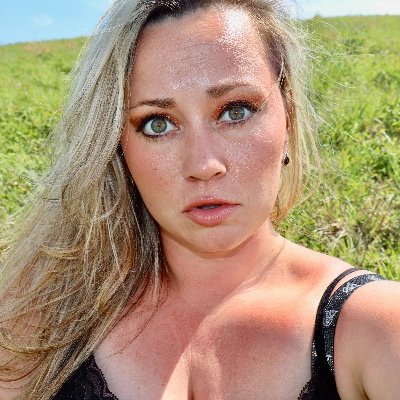 GoddessKalie888's profile picture. ✨Divine energy✨😉