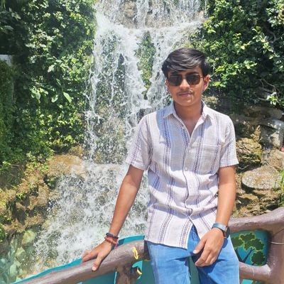 Aspiring SDE | BTech CSE Student @ KIET Ghaziabad | Pianist 🎹 | Zoophilist 🕊️ | Environmental Enthusiast 🍁 | Patriot 🇮🇳