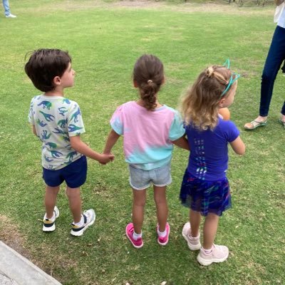 Ingeniero, maestro de matemáticas, doctor en ingeniería en computación y melómano empedernido. Antichairo 100%. RT≠endorse