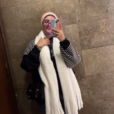 •FCES💸 •Everything you lose is a step you take✨