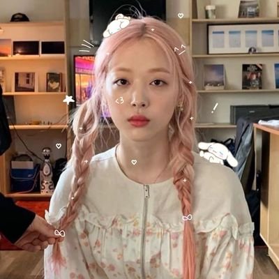 peachesmads's profile picture. don't be afraid of the cat without fur ⭐️