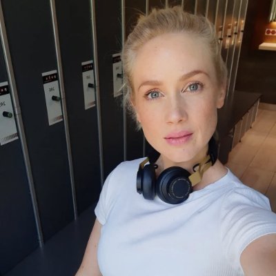 kyra6688's profile picture. Food lover 🥘|Outdoor sports & investment explorer 🌟|Celebrate femininity 💋|Passionate about fashion and fun 👄