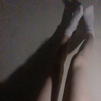 真实原创夫妻 | 双98后 男176 65/女163 42 | 欢迎同好交流 | 小号回复私信 以及更新日常和一些活动照片📷 @mossonfuqi | 优质单男可报名一起活动 看感觉淫荡的气氛有任何可能性