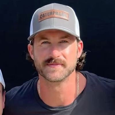 greenn7002's profile picture. Welcome To My Official Account