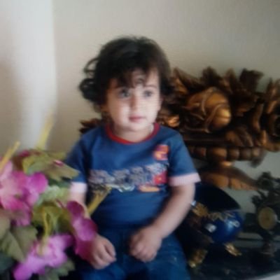 t_r_r_4's profile picture. ^^