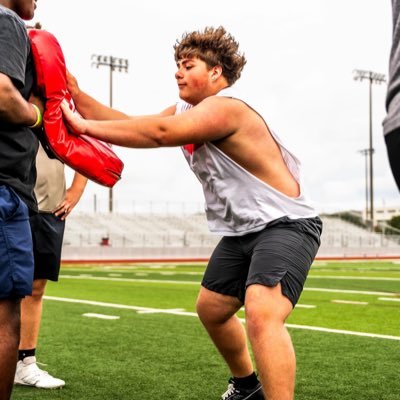 C/O 2028 Aubrey High School/ LG/ DT 5’11 255lbs Triple sport athlete, football, track, powerlifting Contact : raul.rosales1@icloud.com/ 469-755-3180
