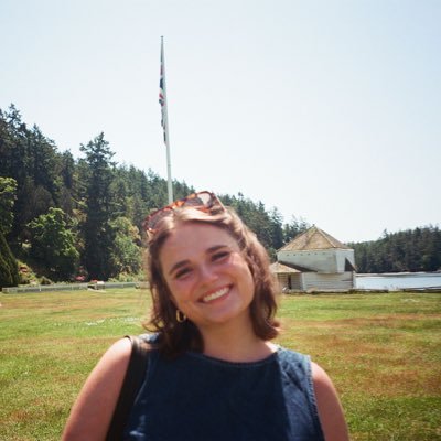 ellie_lambb's profile picture. 