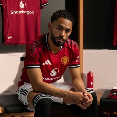 A life long Manchester United and Melbourne Storm fan. Follow, discuss and share views and interesting facts about My favourite clubs and sport codes.