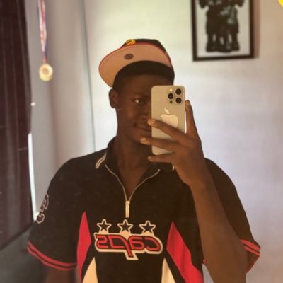 Kenny_Vally's profile picture. Hala Madrid 🥰✊