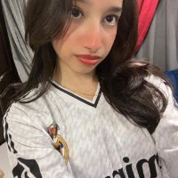 momo (@mari4m77) 's Twitter Profile