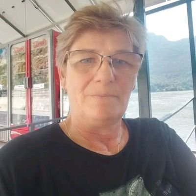 LonescuLum87931's profile picture. 