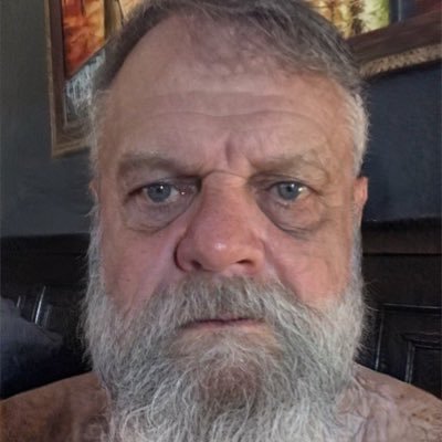 YMoncerey's profile picture. software engineer