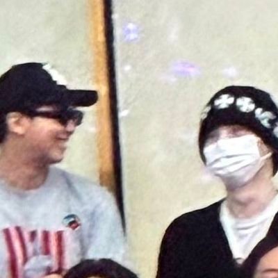 Lizzybh458's profile picture. 𝙱𝚃𝚂--𝙿𝙰𝚅𝙴𝙳 𝚃𝙷𝙴 𝚆𝙰𝚈 🎶
OT7💜
BL love💕  𝕀ℕ𝔽𝕁 🩺