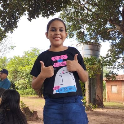 bebely13i's profile picture. 