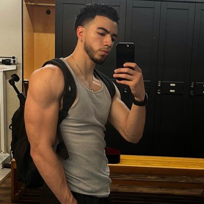 axmsj_'s profile picture.