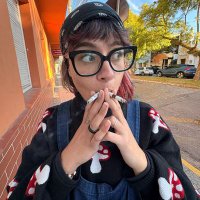 surto sazonal (@borntoue) 's Twitter Profile