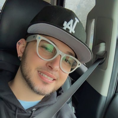 d_nick15's profile picture. An open-minded gay couple.