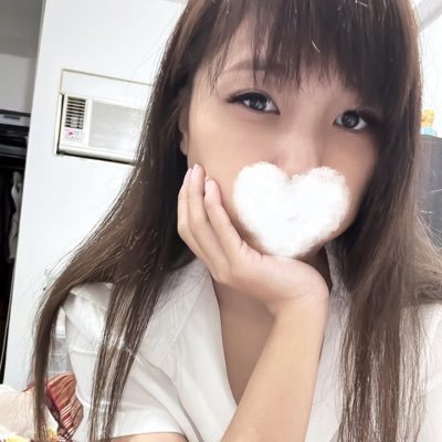 AlizaDaugh49844's profile picture. 心情快樂美麗.也有在經營付費頻道（歡迎購買 裡面有我更多的影片。平常發在x上面是免費的。 阿弟，在這裡很多人要叫我一聲老大姐，希望我的 影片你會喜歡😘參購買服務內容詳情line: bobo0938