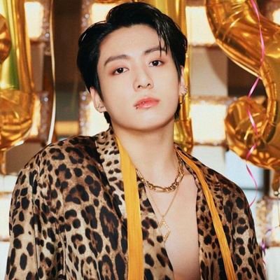 ╰┈➤ .˚ ₍♥︎₎ my heart lives in seoul with 7 boys ༉ ⟭⟬
정국 : 𝑎 𝑔𝑜𝑙𝑑𝑒𝑛 𝑏𝑜𝑦 𝑤𝑖𝑡𝘩 𝑎 𝑔𝑜𝑙𝑑𝑒𝑛 𝘩𝑒𝑎𝑟𝑡 ˚ ༘ ೀ⋆。˚ @BTS_twt