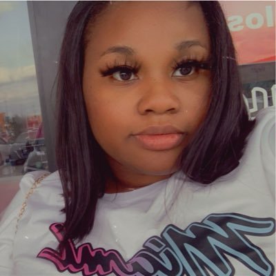 zina’s mommy 🐶| WWE Girly | RollllllTIDE 🐘| ForTheShoe 🤍 | Miami Heat 🔥