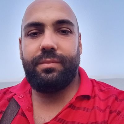 الإنسان يبحث عن المعنى في الحياة، ولكن الحياة هي التي تبحث عن معنى في الإنسان.
