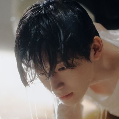 *she/her
*Dann, Arthur, and Mujin biased
*Koo Jungmo is my EVERYTHING🤍
*Multifandom but Kingdom and Cravity come 1st