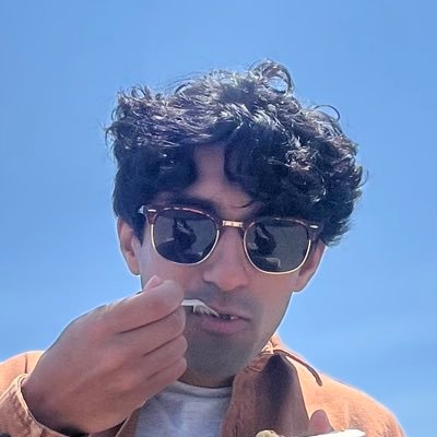 rohoswagger's profile picture. 21 and scheming