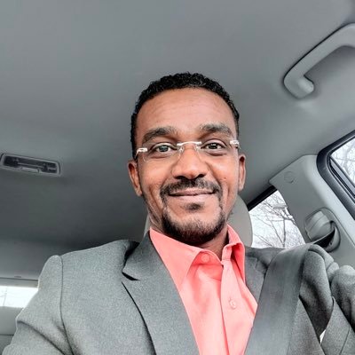 😊 اللهم أني اعوذ بك من الهم والحزن والعجز والكسل والجبن والبخل وغلبه الدين وقهر الرجال 😊