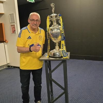 Honoured to be Employed by The Club We All Love since Mar.92.
MARCHING ON TOGETHER 👍Fan since Jan.1968. A Stoma Bag wearer Since Jan 1990,views are my own.