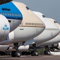 ✈️ 🐦🔥 LOOKS MATTER! ✈️ 🐦🔥 All About the Beauty of Planes & Airline Liveries Past & Present ✈️ 🐦🔥 (Re)Posting Favorite Visuals ✈️ 🐦🔥