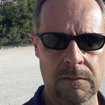 stel_kj's profile picture. 