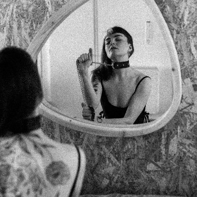 Loï, modèle Photo à ses heures perdues 🌻
IG: wonderloii