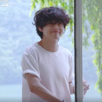 thvsoclock's profile picture. Future's gonna be okay 💘 ot7♡

                        minors and non army DNF👹