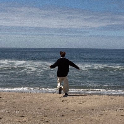 christmaswithj's profile picture. 🧎🏻‍♀️‍➡️#rvchristmasj