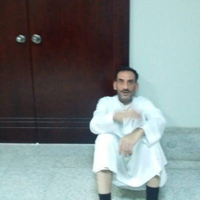 أخي فامض لا تلتفت للوراء * طريقك قد خضبته الدماء
و لا تلتفت ههنا أو هناك * و لا تتطلع لغير السماء
#مهاجر
#وطني_مختطف