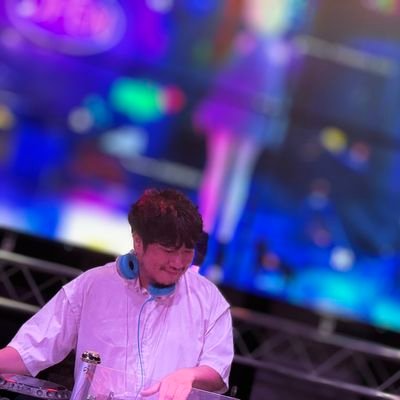 ShawVlntn's profile picture. 日常アカ コンテンツ：DJ/ゲーム/ガジェット/邦楽/麻雀
DJ関係は→ @oobeya_dot_com
DJmix→ https://t.co/ESWsavyIyY