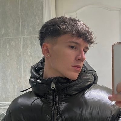 samuugmz's profile picture. 🫣