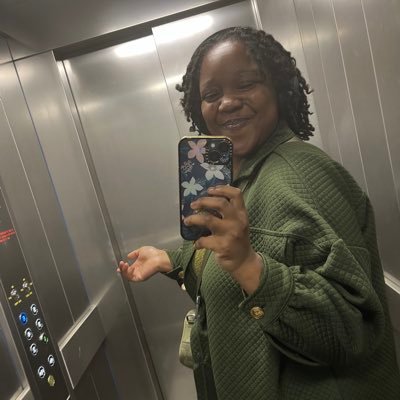 Pronounced 'Shy-anne' | 13 (real) years in Digital Media | Millennial music head | Here to ‘like’ and ‘reshare’ content that is not mine.