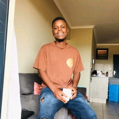 Spova__'s profile picture. Istayela Boy