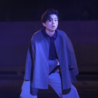 早稲田大学演劇倶楽部新一期。役者、脚本、演出。 /舞台美術研究会春季公演「共宴」政治家役 /「贋作・罪と罰」才谷梅太郎役 /「想像の悪魔」(劇団企画前段階)/次→「青春革命」作演