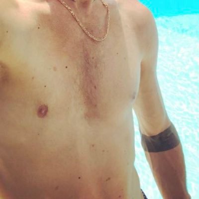 Marseille 13005 reçois🔥🍆🍑💦 Versa Bm passif / Cruising & Outdoor / Lieux drague-baise