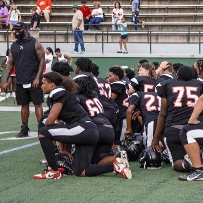 Callaway middle school / OL / 5’7 / 220Lbs / Bench 135- Squat 225- Clean 135 / 2030 Grad / 4.0 GPA / Head Coach @9BRUCE1 / contact info / 706:415:3728