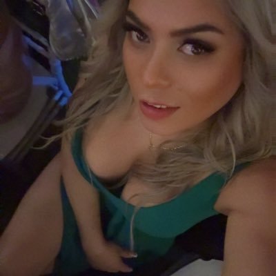 zoe71991's profile picture. 