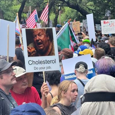 Stayka_POPCAT's profile picture. We are not doing enough to help every billionaire to become a trillionaire 😞