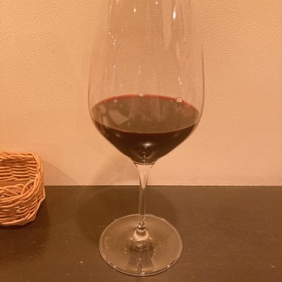 omchmcmc's profile picture. 🪓緑のおじさんを膝にくらいました。 🟩右固定。成人済です。