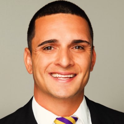 Western Illinois Football Defensive QC, DM me here or reach out to me on IG: anthonyyyy__g