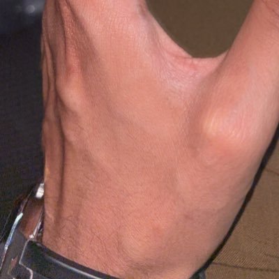 Ali_3037's profile picture. 