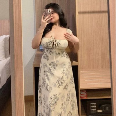 urlilhottiestg's profile picture. sapiosexual, loves mature man, MDNI, not selling anythin.